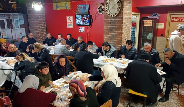 KARABÜK HAYIRSEVERLER DERNEĞİ İFTAR DÜZENLEDİ