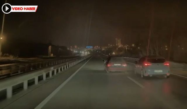 OTOMOBİLİN DİKİZ AYNASI SEYİR HALİNDE ÇARPAN ARAÇLA PARÇALANDI