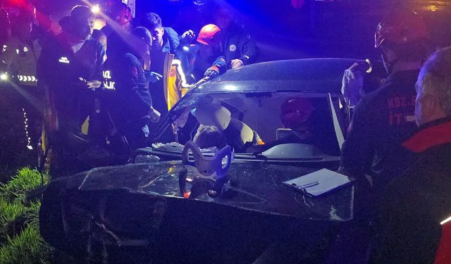 EREĞLİ'DE DOĞUM GÜNÜ DÖNÜŞÜ KAZA: 3 YARALI