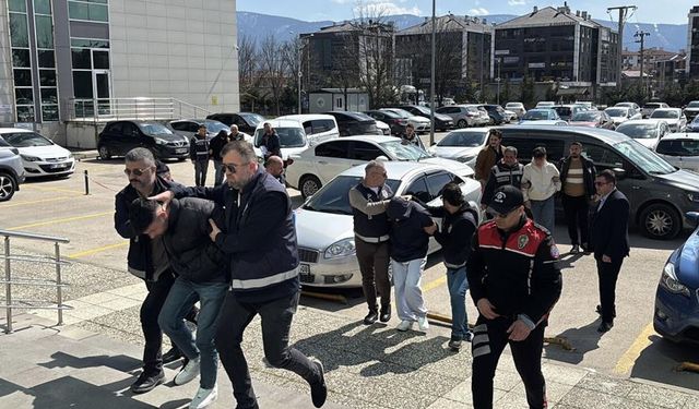 ALKOLLÜ MEKAN KURŞUNLAYAN ZANLILARDAN 2'Sİ TUTUKLANDI