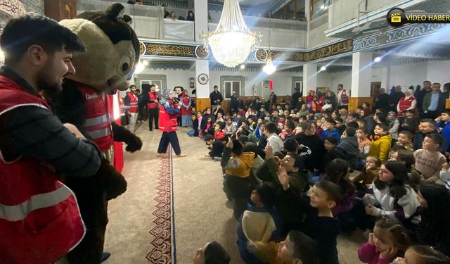 KIZILAY KARABÜK'TEN ÇOCUKLARA RAMAZAN EĞLENCESİ