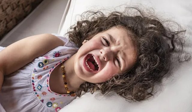 ÇOCUKLARDA DİKKAT DAĞINIKLIĞI VE ASABİYETE DİKKAT !