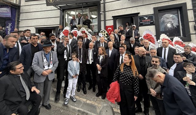 BEŞİKTAŞLILAR DERNEĞİ GÖRKEMLİ TÖRENLE AÇILDI