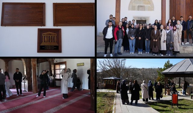 ÜNİVERSİTE ÖĞRENCİLERİ ÇİVİSİZ CAMİ'YE HAYRAN KALDI