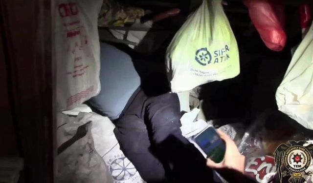 ZONGULDAK'TA FETÖ ÜYESİ ÇATI KATINDA YAKALANDI