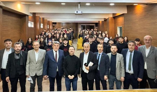 GAZETECİLER VE ÖĞRENCİLER BULUŞTU