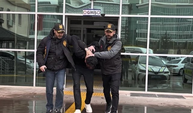 ÇANKIRI'DA OKULLARDA HIRSIZLIK YAPAN ZANLI YAKALANDI