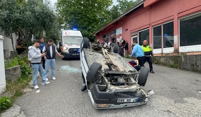 ALAPLI’DA FRENİ BOŞALAN OTOMOBİL TAKLA ATTI