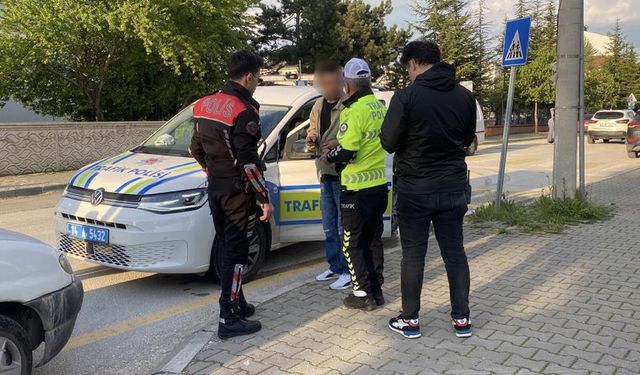 HEM EHLİYETSİZ HEM DE ALKOLLÜ