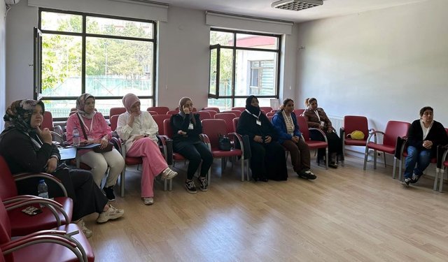 KARABÜK’TE AİLELERE ÇOCUK GELİŞİMİ EĞİTİMİ