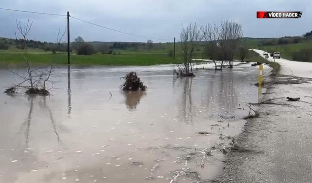 ESKİPAZAR'DA DERE TAŞTI, ARAZİLER GÖLETE DÖNDÜ