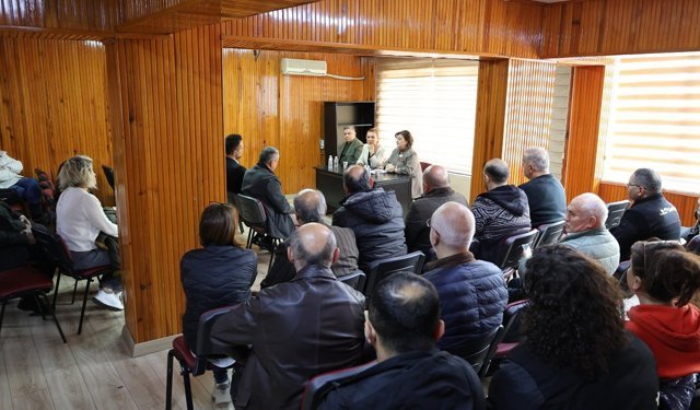 BAŞKAN KÖSE TARİHİ ÇARŞI ESNAFI İLE BİR ARAYA GELDİ
