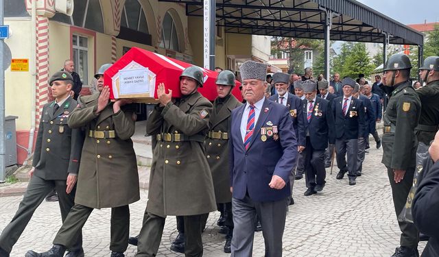 KIBRIS GAZİSİ MEHMET YAVUZ SON YOLCULUĞUNA UĞURLANDI