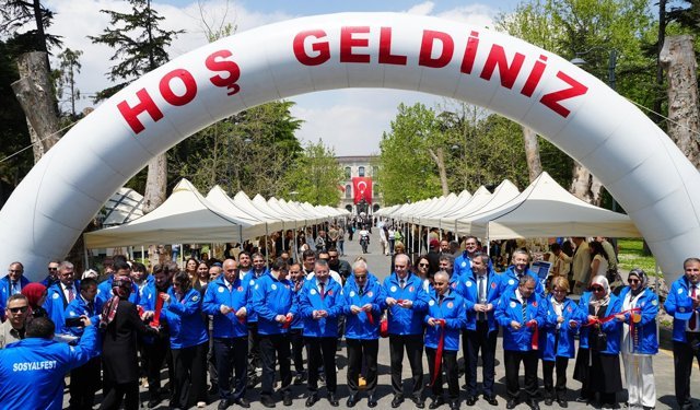 SOSYALFEST İSTANBUL'DA COŞKUYLA BAŞLADI