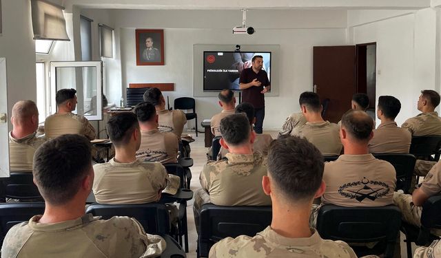 JANDARMA PERSONELİNE PSİKOLOJİK İLK YARDIM EĞİTİMİ VERİLDİ