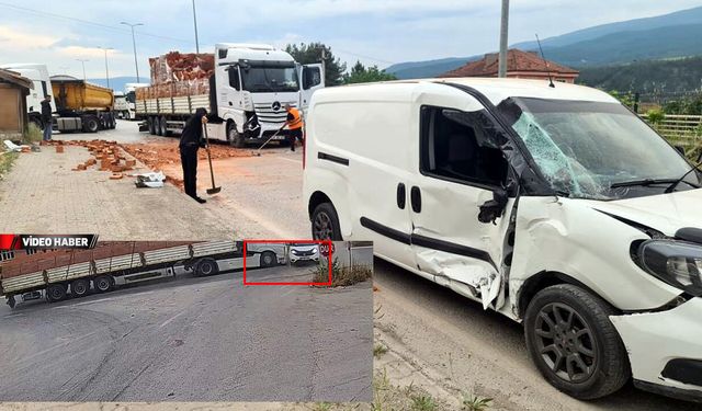 YOLA KONTROLSÜZ ÇIKAN KAMYONETE TIR ÇARPTI