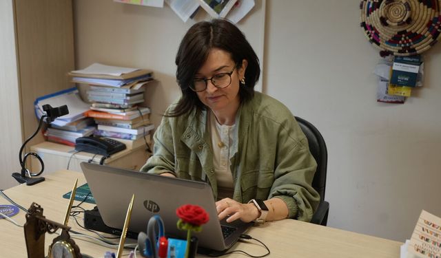 KBÜ'DEN EBEVEYNLERE DİJİTAL REHBERLİK PROJESİ