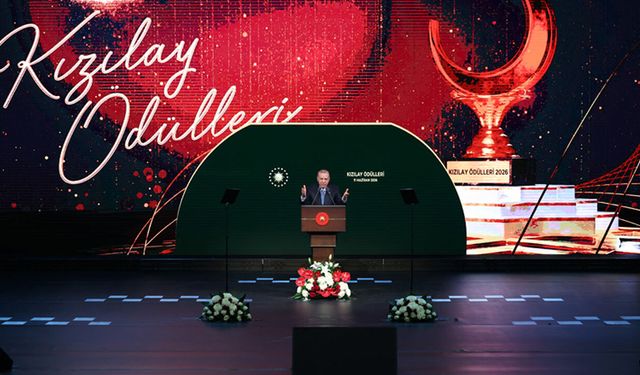 CUMHURBAŞKANI ERDOĞAN TÜRK KIZILAY ÖDÜLLERİ TÖRENİNE KATILDI