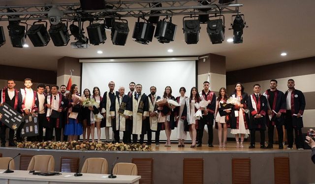 SPOR BİLİMLERİ FAKÜLTESİ 11. DÖNEM MEZUNLARINI UĞURLADI