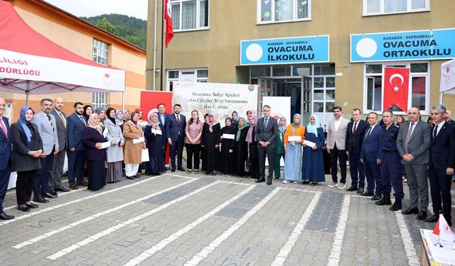 OVACUMA'DA KADIN ÇİFTÇİLER BİLGİLERİYLE YARIŞTI