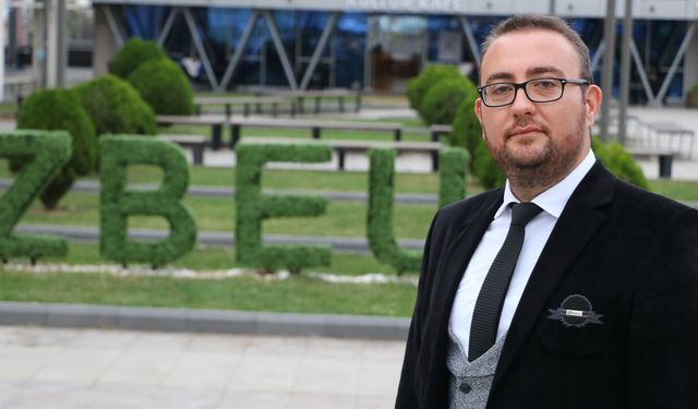 YAPAY ZEKA DOLANDIRICILARINA DİKKAT "SESİNİZİ KOPYALIYORLAR"