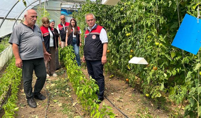 İL TARIM MÜDÜRÜ YASİN ÖNDER, YENİCE'DE ÜRETİCİLERLE BULUŞTU