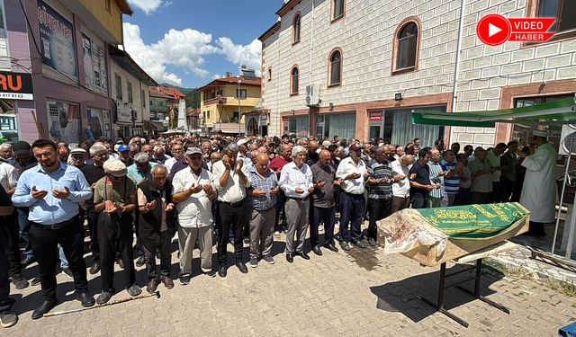 KAZADA HAYATINI KAYBEDEN ÇİFT TOPRAĞA VERİLDİ