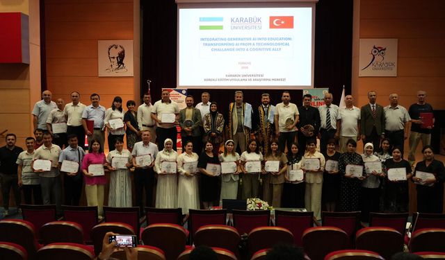 KBÜ'DEN ÖZBEKİSTANLI AKADEMİSYENLERE 114 SAATLİK YAPAY ZEKÂ EĞİTİMİ