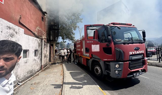 ZONGULDAK’TA DEPO YANGINI PANİĞE NEDEN OLDU