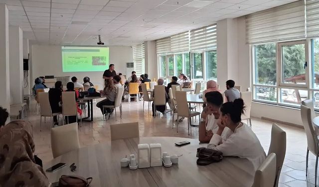 KARABÜK'TE EVLENCEK GENÇLERE EVLİLİK ÖNCESİ EĞİTİM