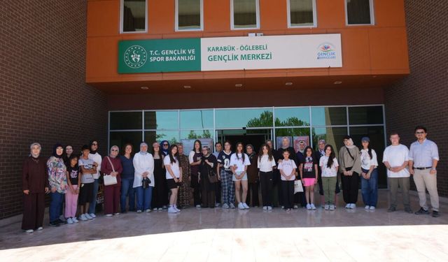 OVACIK'TA ANNE-KIZ DİYABET FARKINDALIK KAMPI