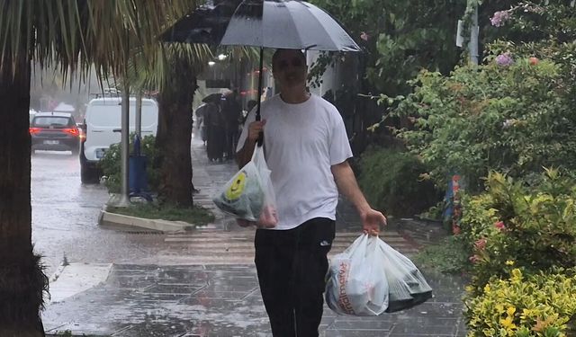 BARTIN'DA YAĞMUR HAYATI OLUMSUZ ETKİLEDİ