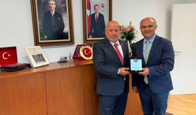ATGB’DEN ESSEN BAŞKONSOLOSU AYDIN’A VEDA ZİYARETİ