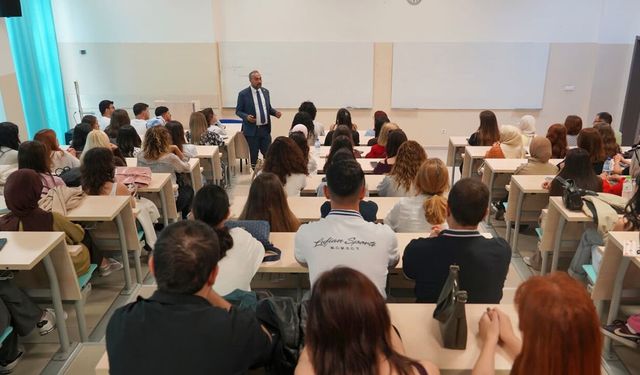 BARÜ’DE İLK DERSİN KONUSU “TERÖRSÜZ TÜRKİYE”