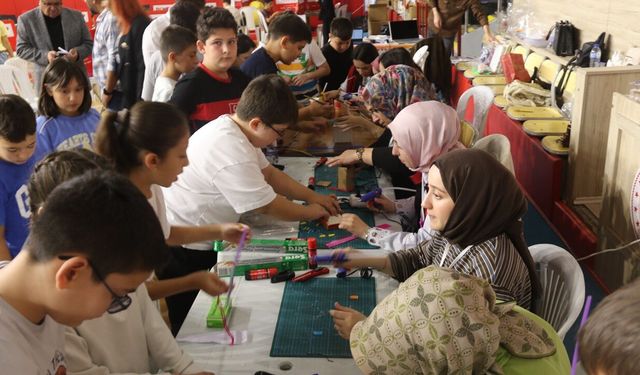 ÖĞRENCİLER DENEYAP SINAVINDA TER DÖKTÜ