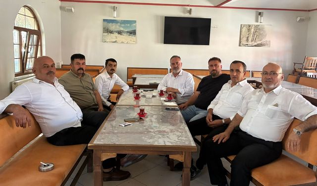 EFLANİ’DE SİYASİ PARTİLERDEN ÖRNEK İSTİŞARE BULUŞMASI