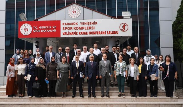 GENÇLİK SPOR MÜDÜRLÜĞÜNDE DÖNEM BAŞI TOPLANTISI