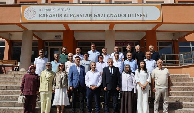 KARABÜK’TE EĞİTİM MÜDÜRLERİ YENİ DÖNEMİ DEĞERLENDİRDİ