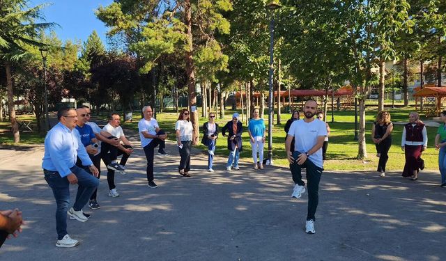 KARABÜK’TE SAĞLIKLI YAŞAM İÇİN FARKINDALIK YÜRÜYÜŞÜ