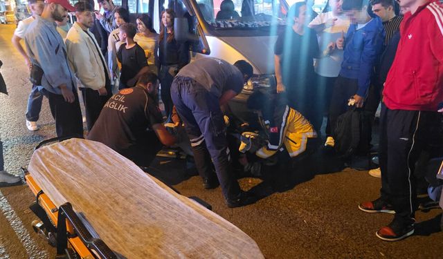 ZONGULDAK'TA ANNE VE OĞLUNA MOTOSİKLET ÇARPTI