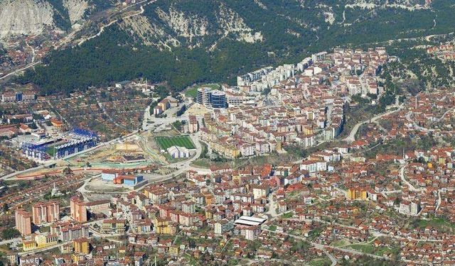KARABÜK DERNEK SAYISINDA KARADENİZ'DE 7. SIRADA