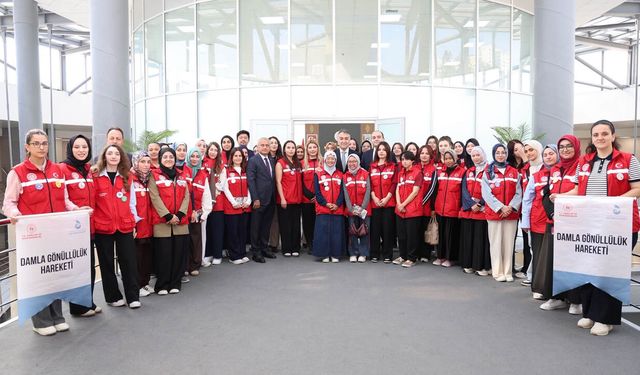 KARABÜK'TE 44 GENÇ İYİLİK İÇİN KOLLARI SIVADI