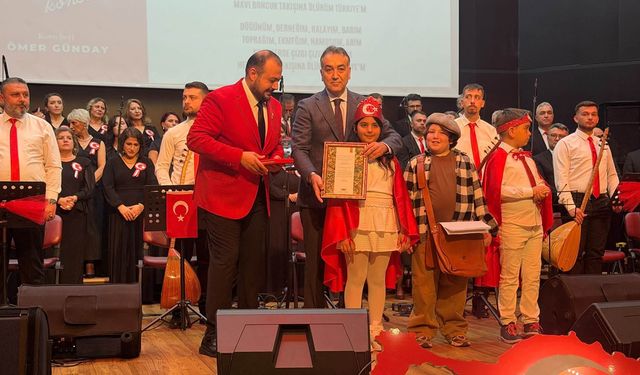 KARABÜK'TE CUMHURİYETİN 103'ÜNCÜ YILINA ÖZEL KONSER