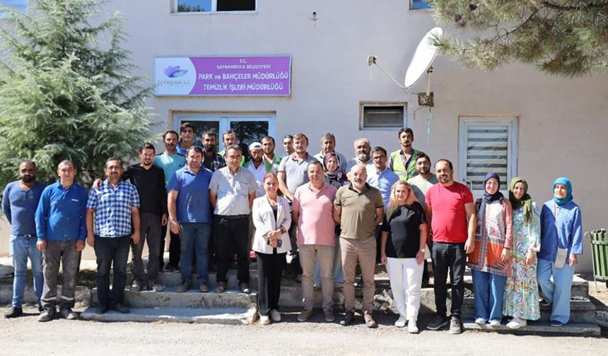 BAŞKAN KÖSE PARK VE BAHÇELER MÜDÜRLÜĞÜ PERSONELİ İLE BİR ARAYA GELDİ