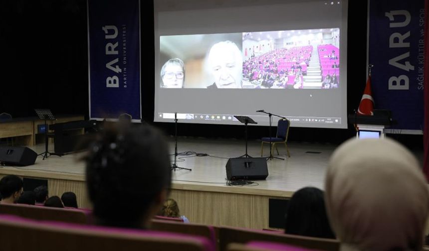 BARÜ'DE ÖĞRETMENLİK KONUŞULDU