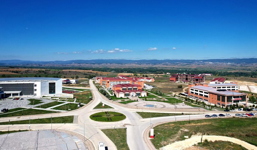 KASTAMONU ÜNİVERSİTESİ AİLE KONULU PROJELERE DESTEK VERECEK