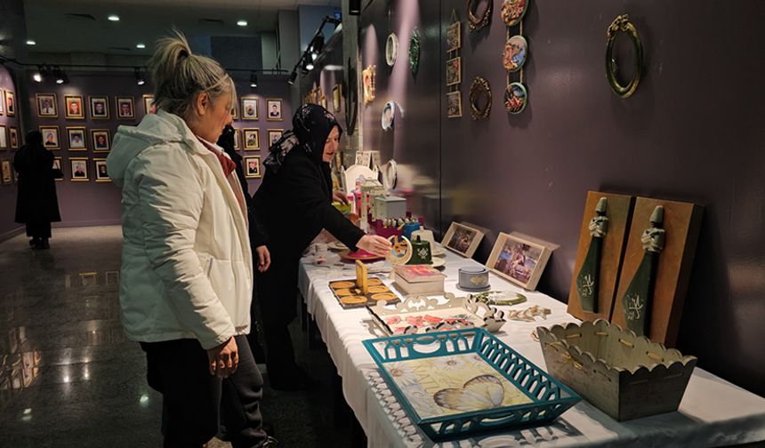 ŞEHİT VE GAZİ YAKINLARI SANATLA ANILARINI YAŞATTI