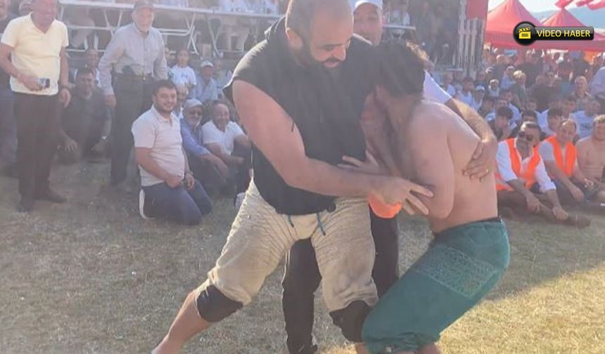 RAKİBİNİ KARIŞTIRAN GÜREŞÇİ SEYİRCİ İLE GÜREŞTİ