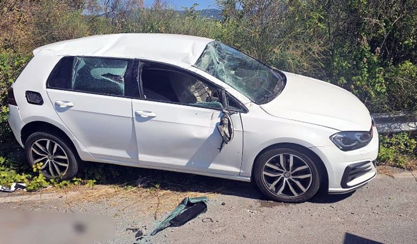 UÇURUMA YUVARLANMAKTAN SON ANDA KURTULDU: 5 YARALI