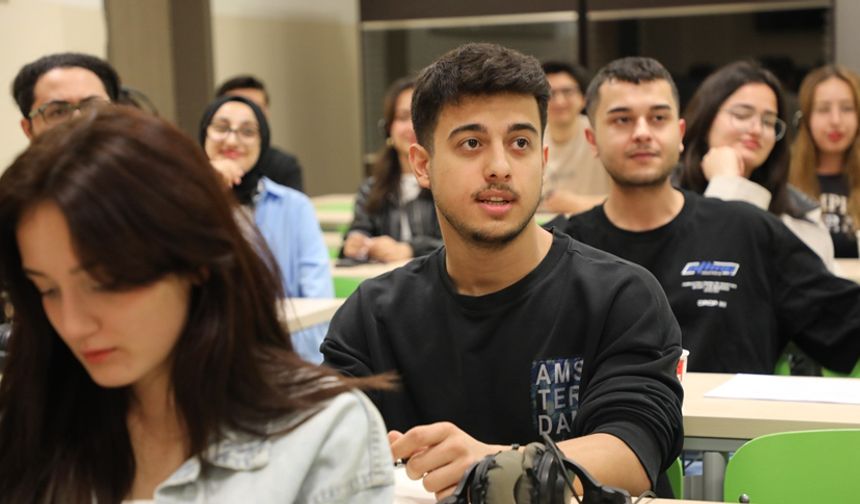 BARÜ ERASMUS'DA HİBE TUTARINI ARTTIRDI